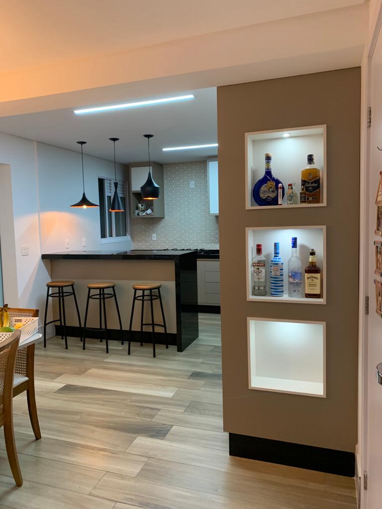 Cantinho de apoio — projeto de interiores de Juliana Balbim
