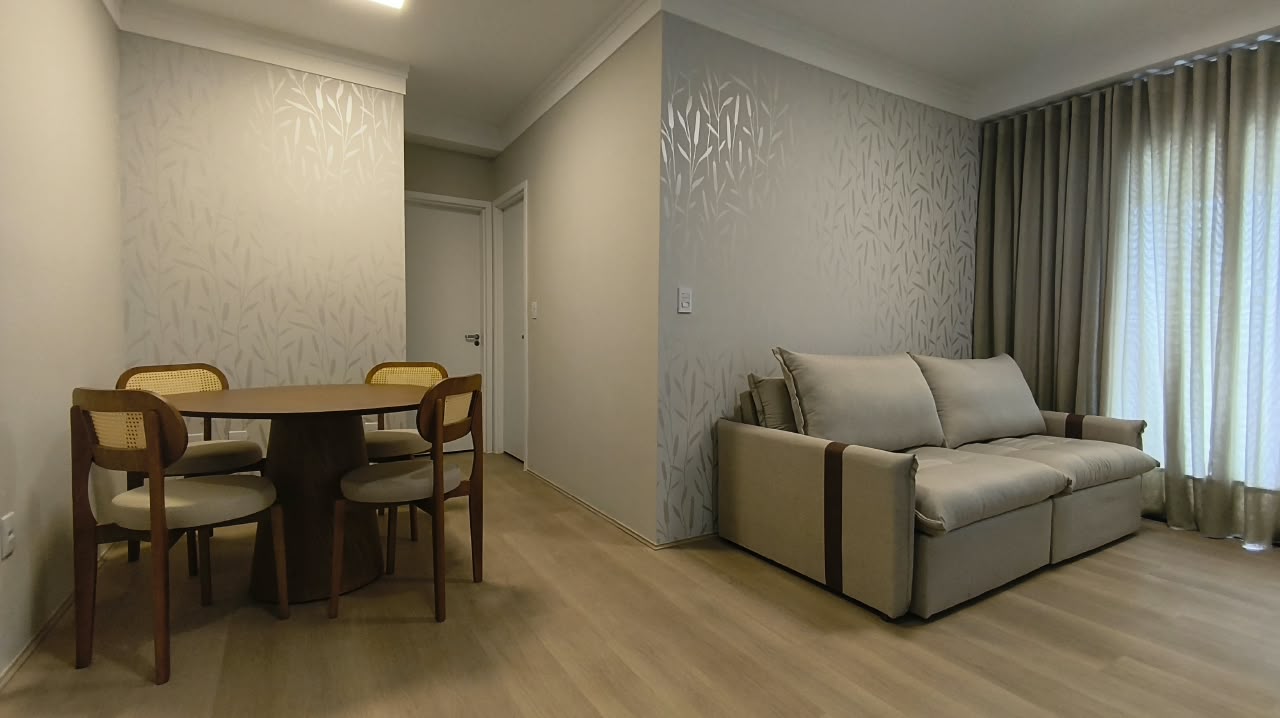 Estar e jantar — projeto de interiores de Juliana Balbim