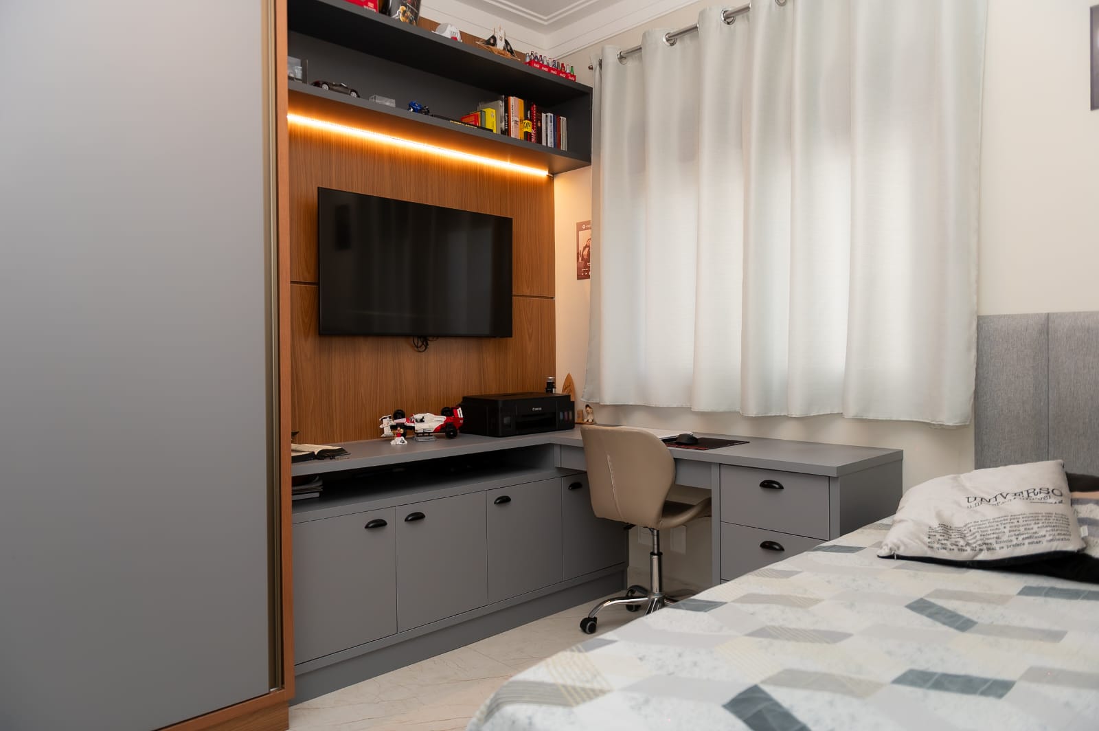 Quarto de menino — projeto de interiores de Juliana Balbim