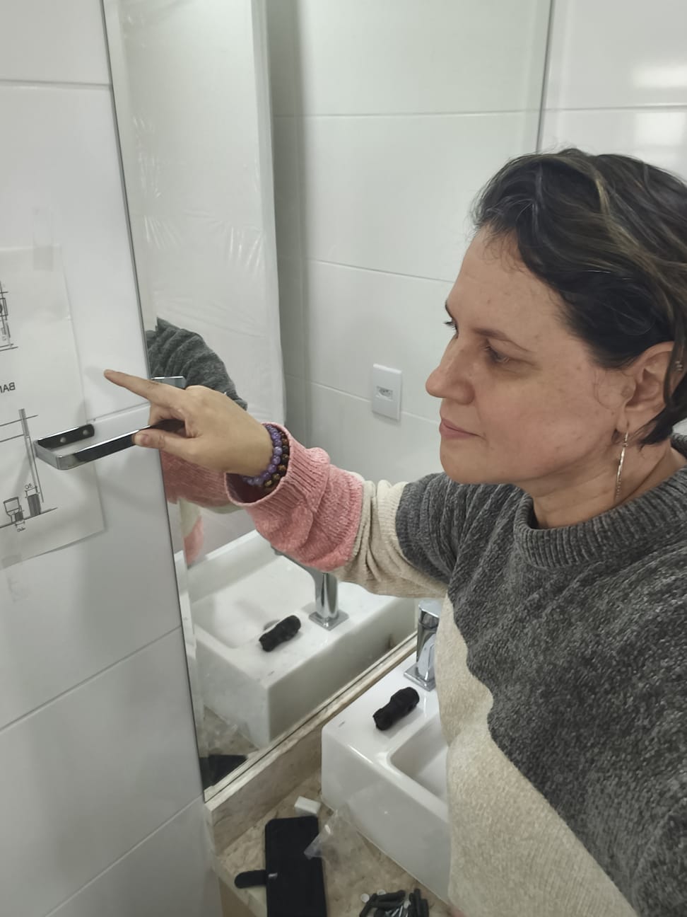 Ajustes finais de um banheiro — acompanhamento do projeto